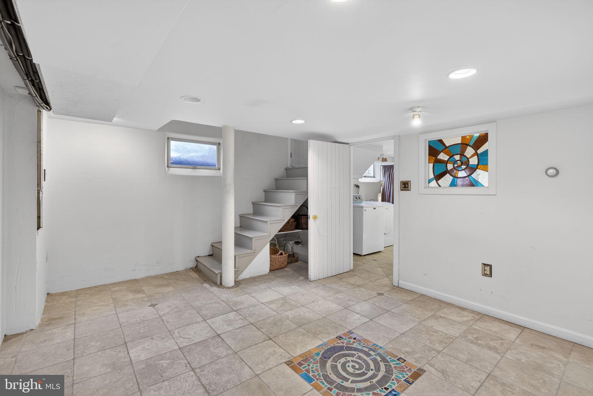 DOYLESTOWN BORO - Residential