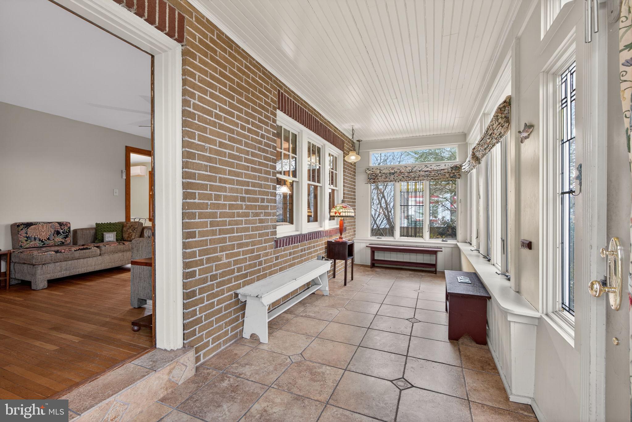 DOYLESTOWN BORO - Residential