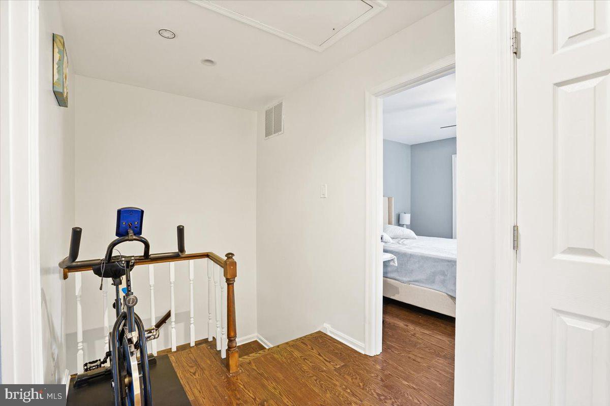 THE MEADOWS - Residential