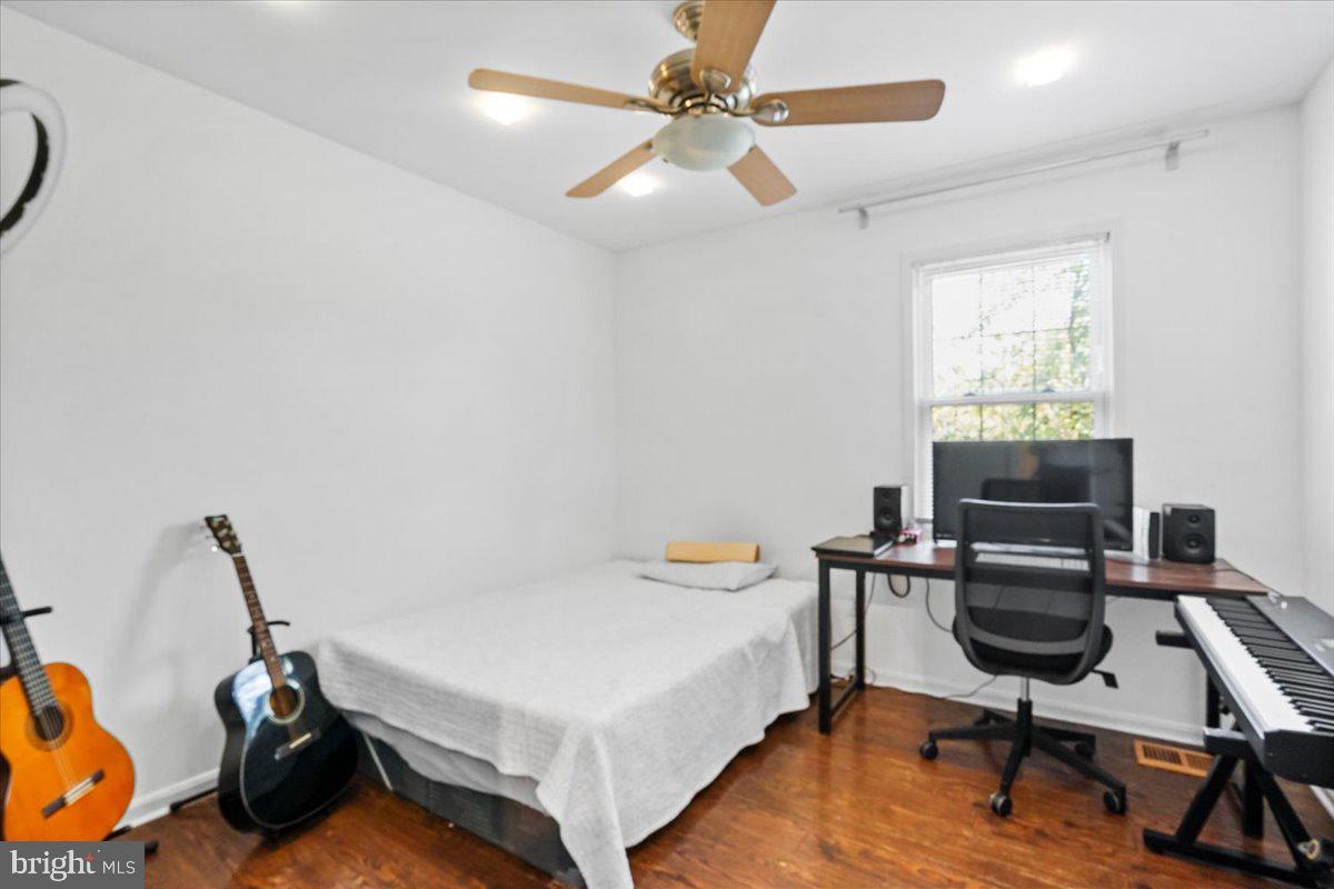 THE MEADOWS - Residential