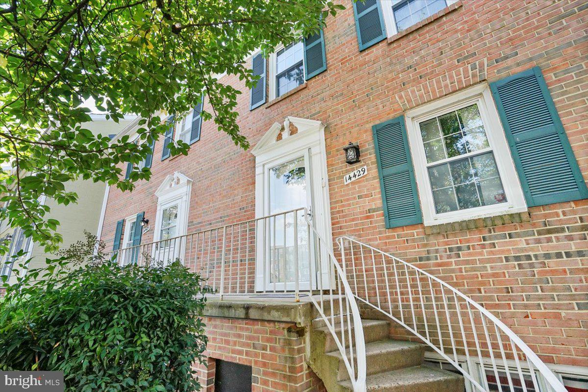 THE MEADOWS - Residential