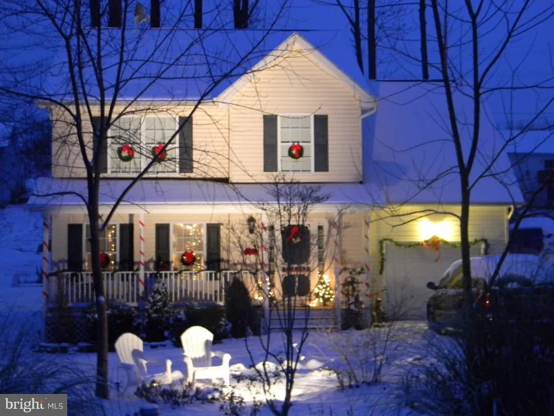 PRESIDENTIAL LAKES - Residential