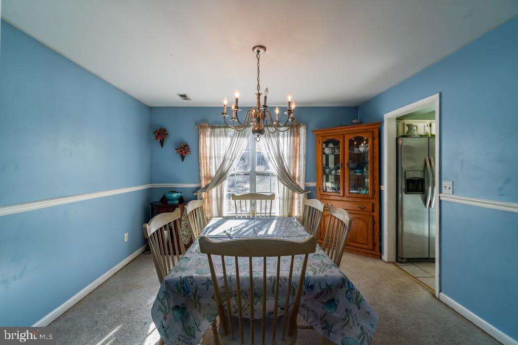 PRESIDENTIAL LAKES - Residential