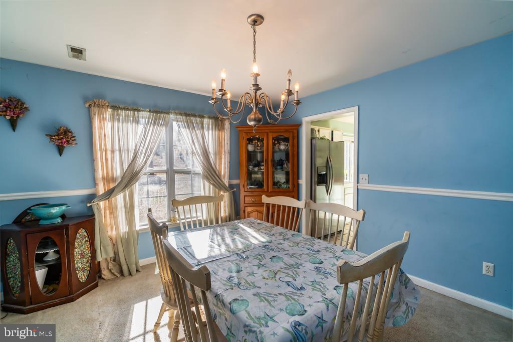 PRESIDENTIAL LAKES - Residential