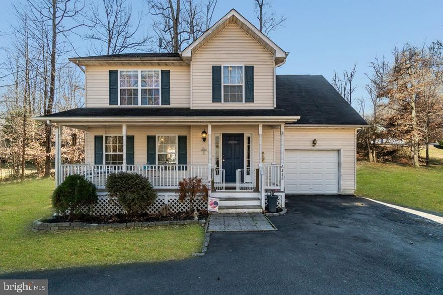 Priced For Immediate Sale! This Colonial home is on a Half acre FLAT lot, 3BR's, 2.5 BA's, with a spacious BONUS room on the 2nd floor.  The Master Bedroom is spacious and bathroom has a shower and tub. The dining room, breakfast room, kitchen flow well and the 1 car garage has extra space for a bench and storage.This home has a newer HVAC, upgraded grinder pump and Water Heater. The backyard is Flat!