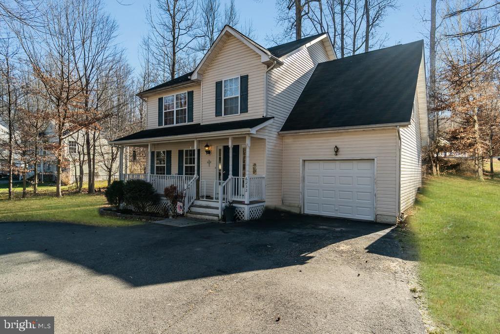 PRESIDENTIAL LAKES - Residential