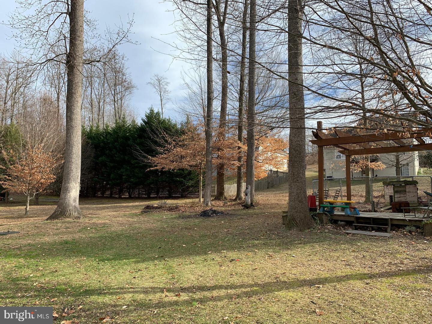 PRESIDENTIAL LAKES - Residential