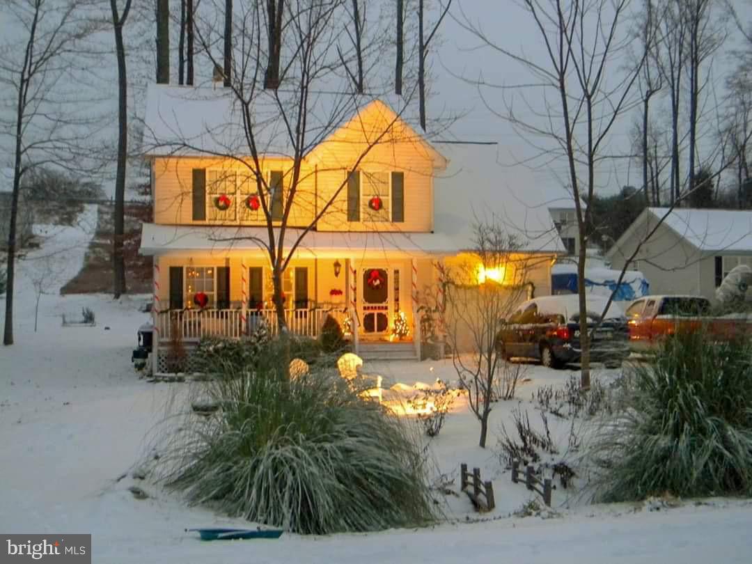 PRESIDENTIAL LAKES - Residential