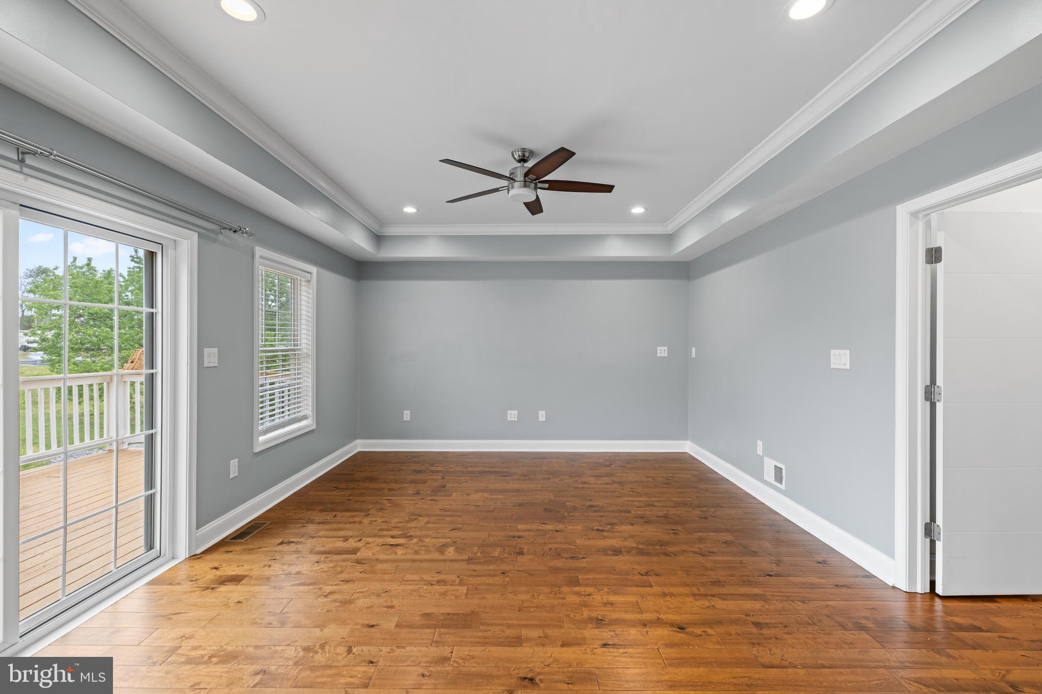 HAMPSHIRE ESTATES - Residential
