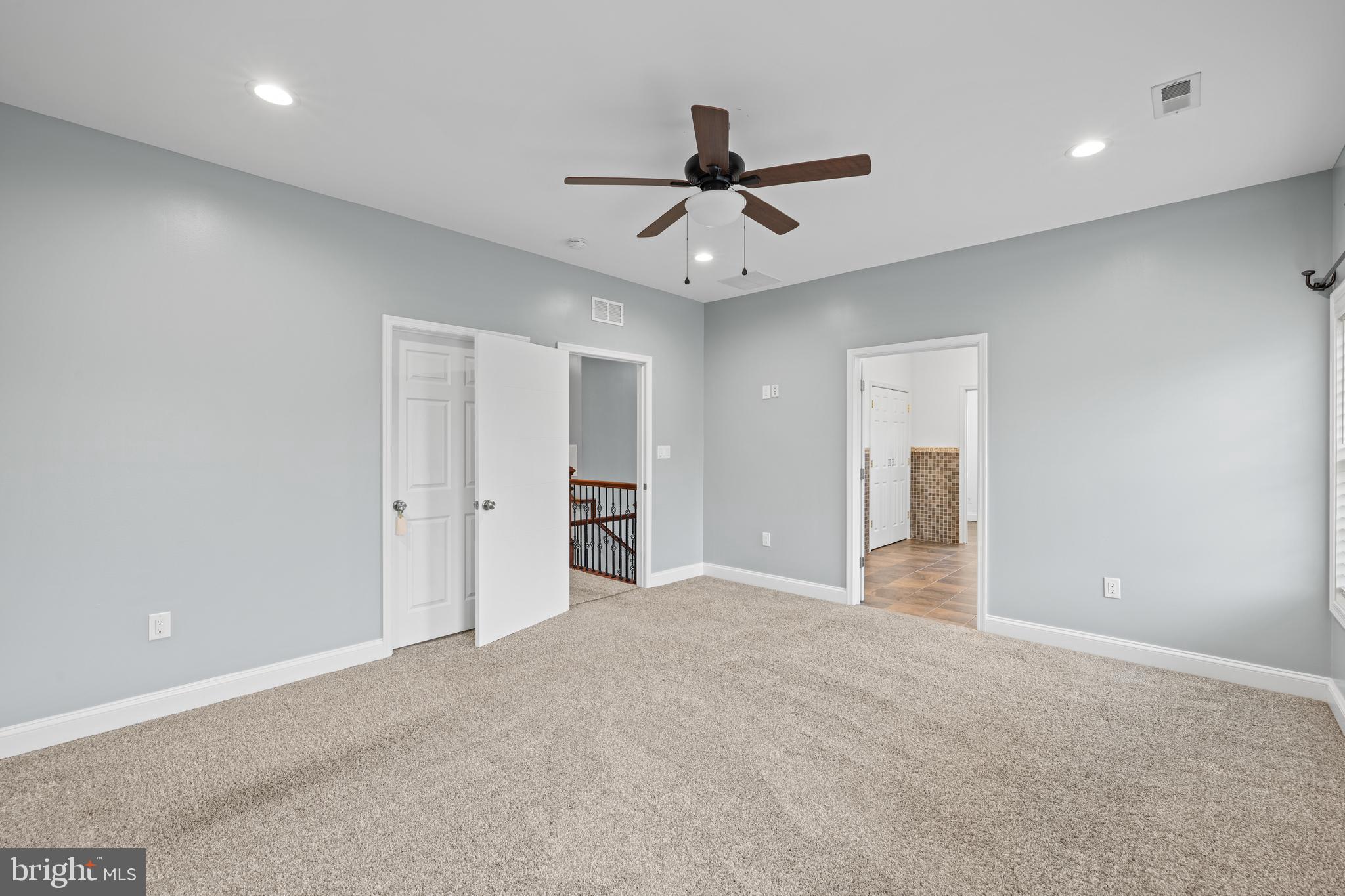 HAMPSHIRE ESTATES - Residential