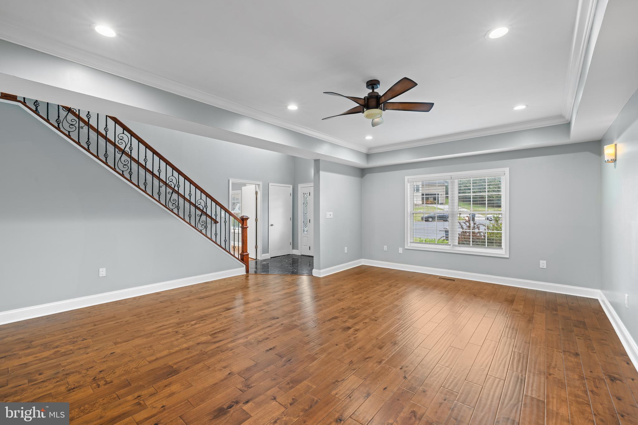 HAMPSHIRE ESTATES - Residential