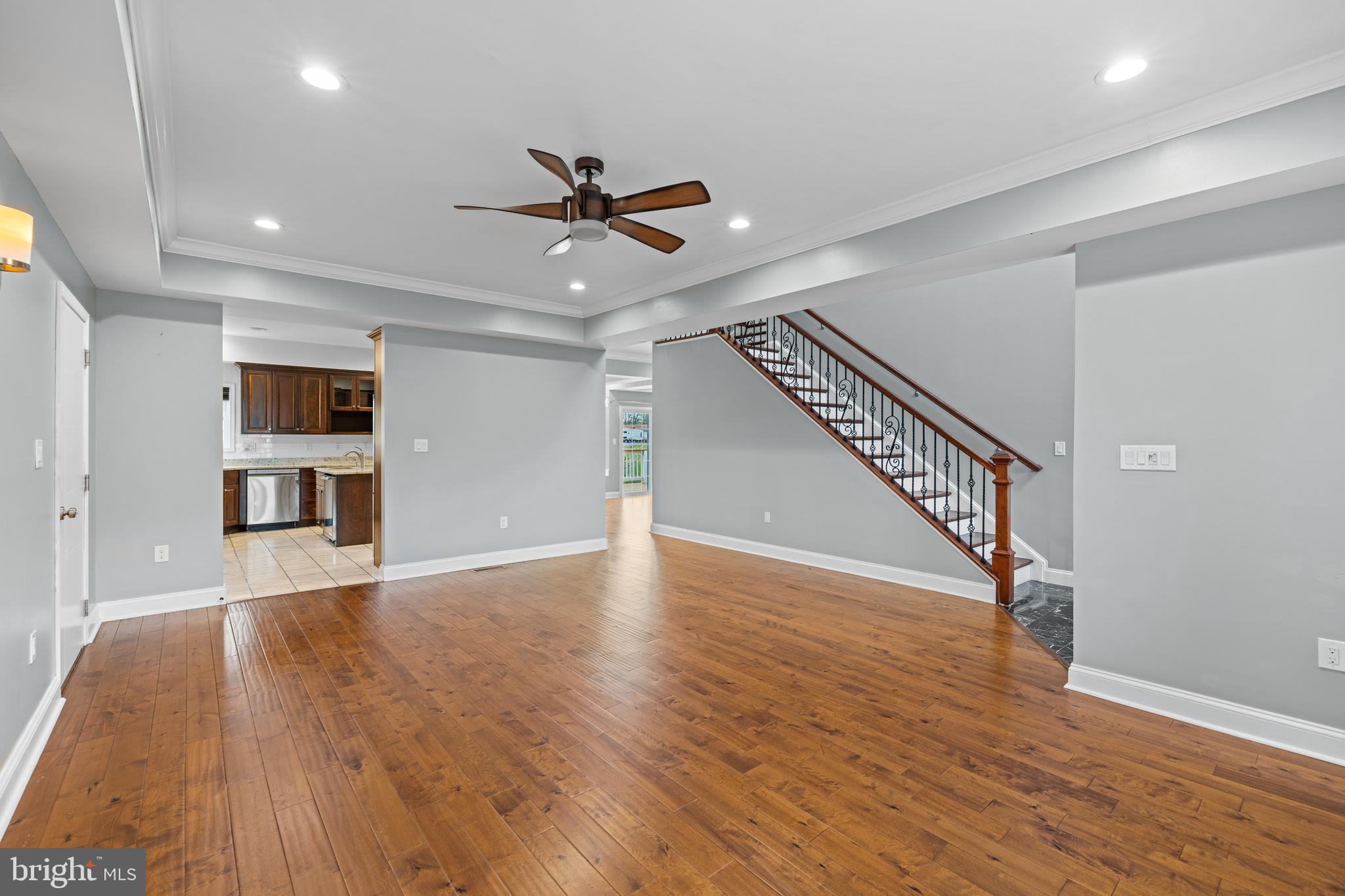 HAMPSHIRE ESTATES - Residential