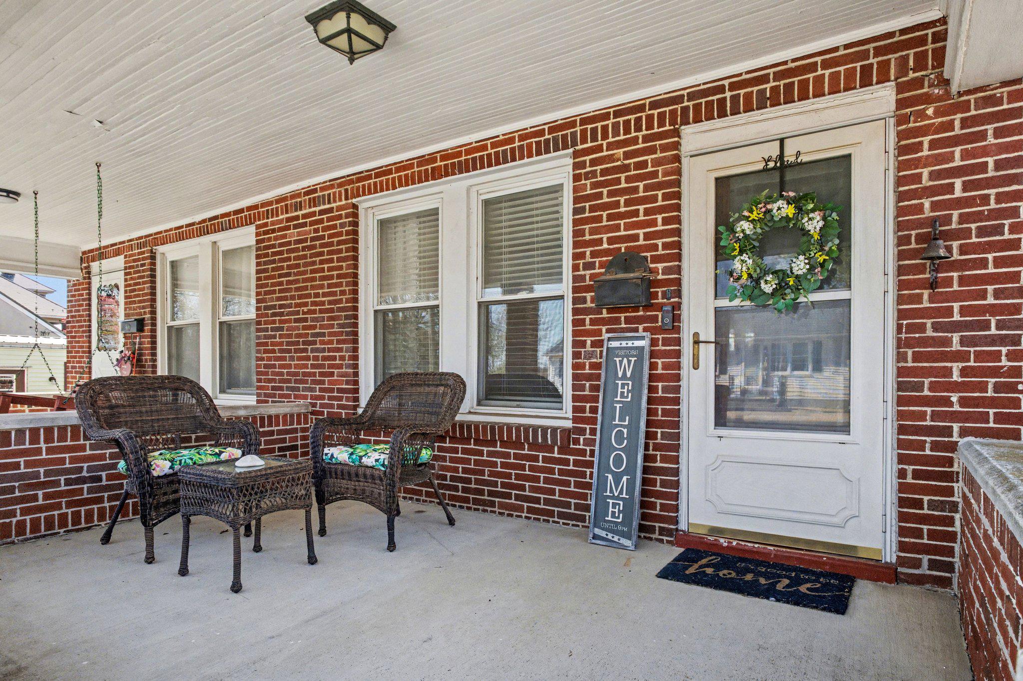 322 S PLEASANT AVENUE