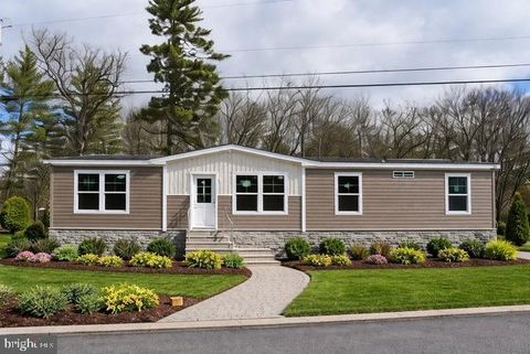 Tiny photo for 28 Fourth Avenue, CARNEYS POINT, NJ 08069 (MLS # NJSA2018464)