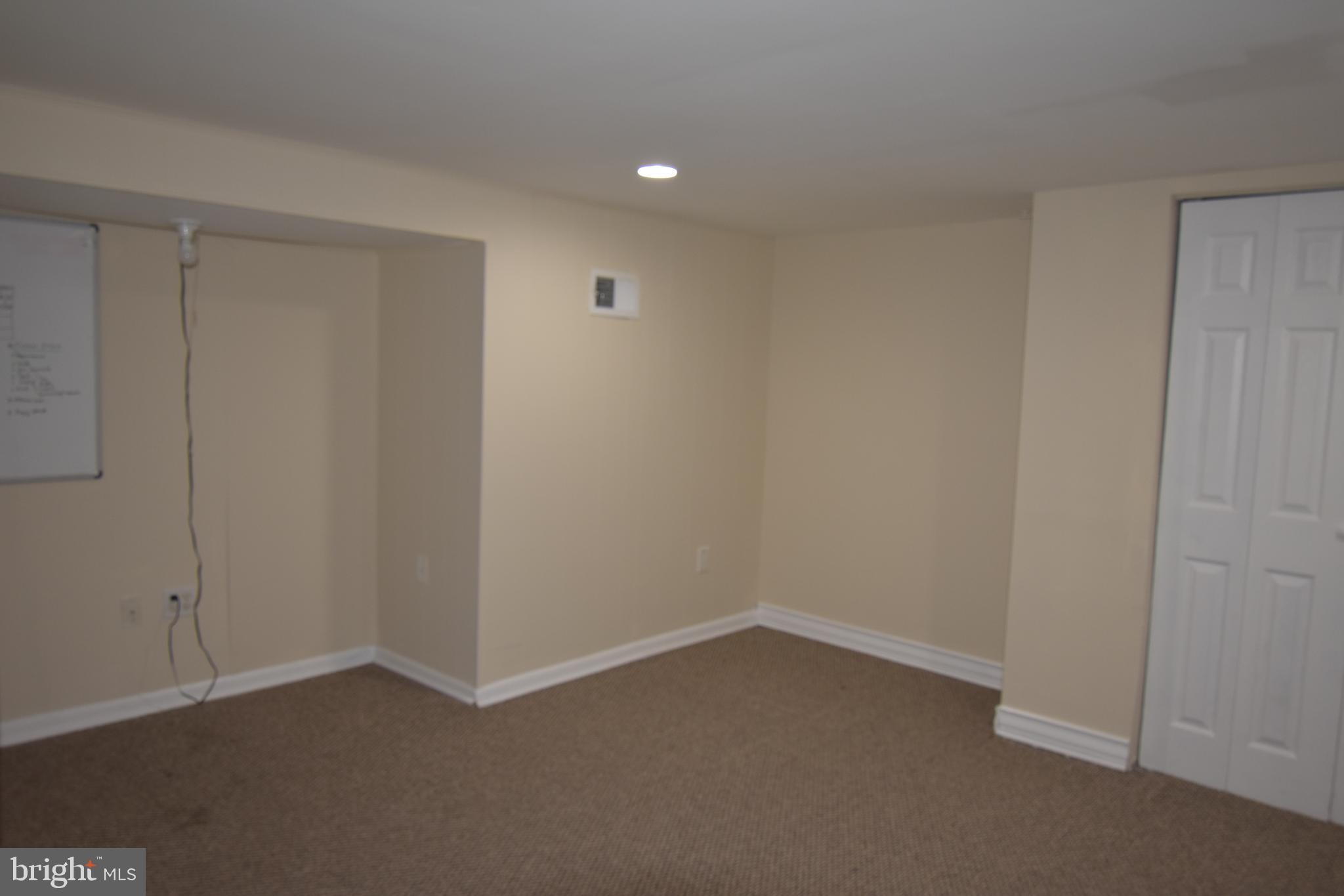 RUTHERFORD - Residential Lease