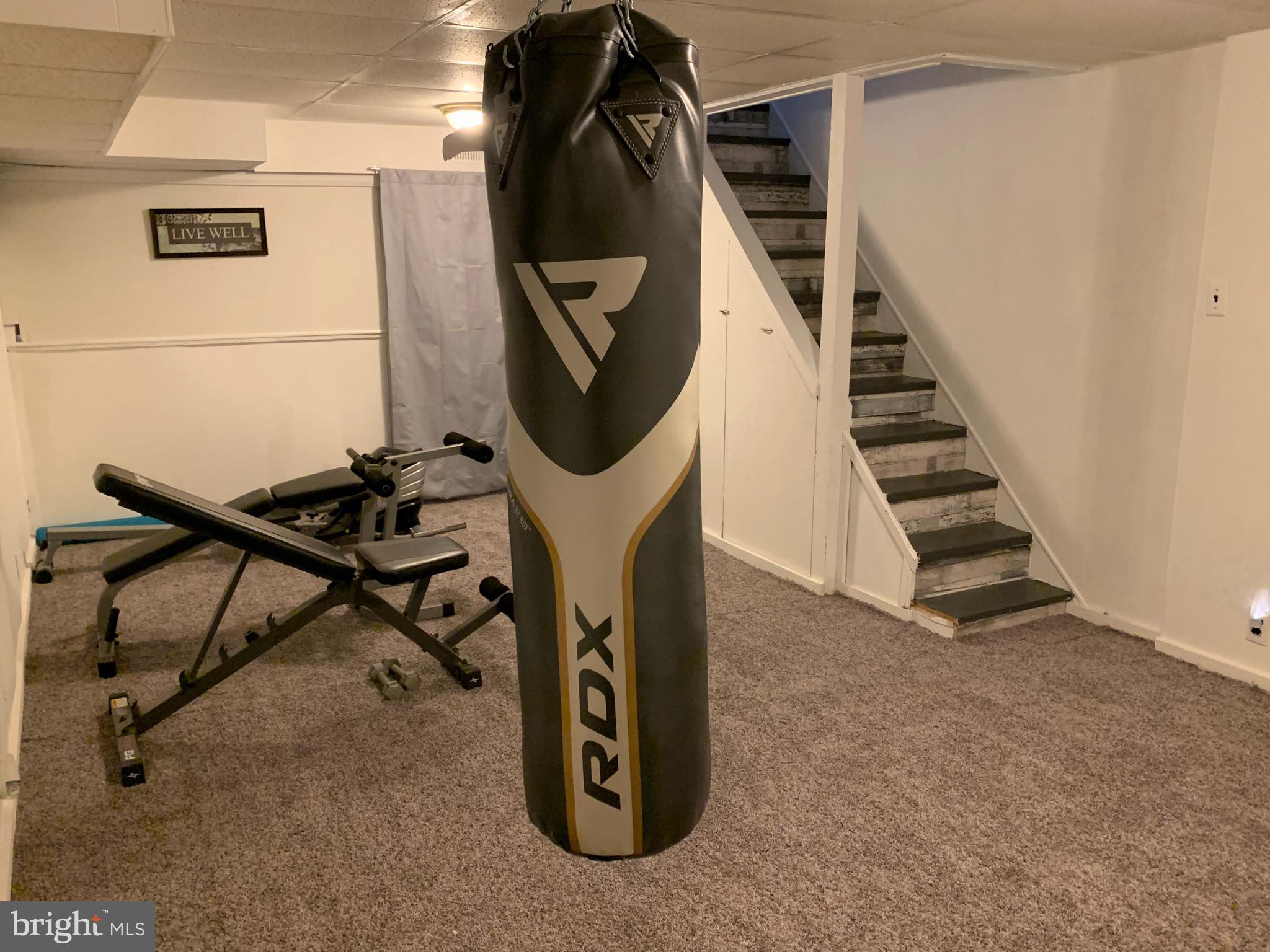 ACADEMY GARDENS - Residential