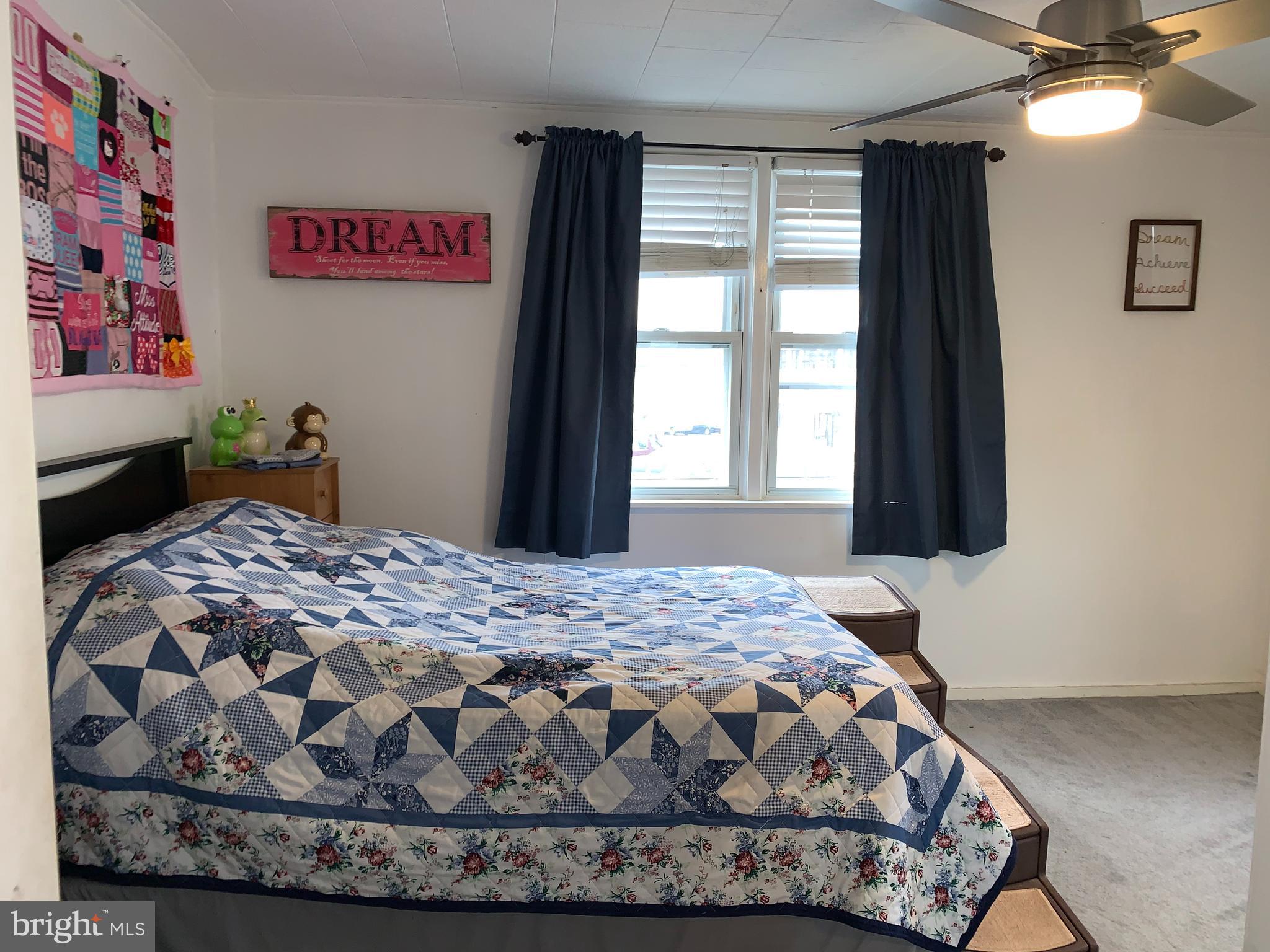 ACADEMY GARDENS - Residential