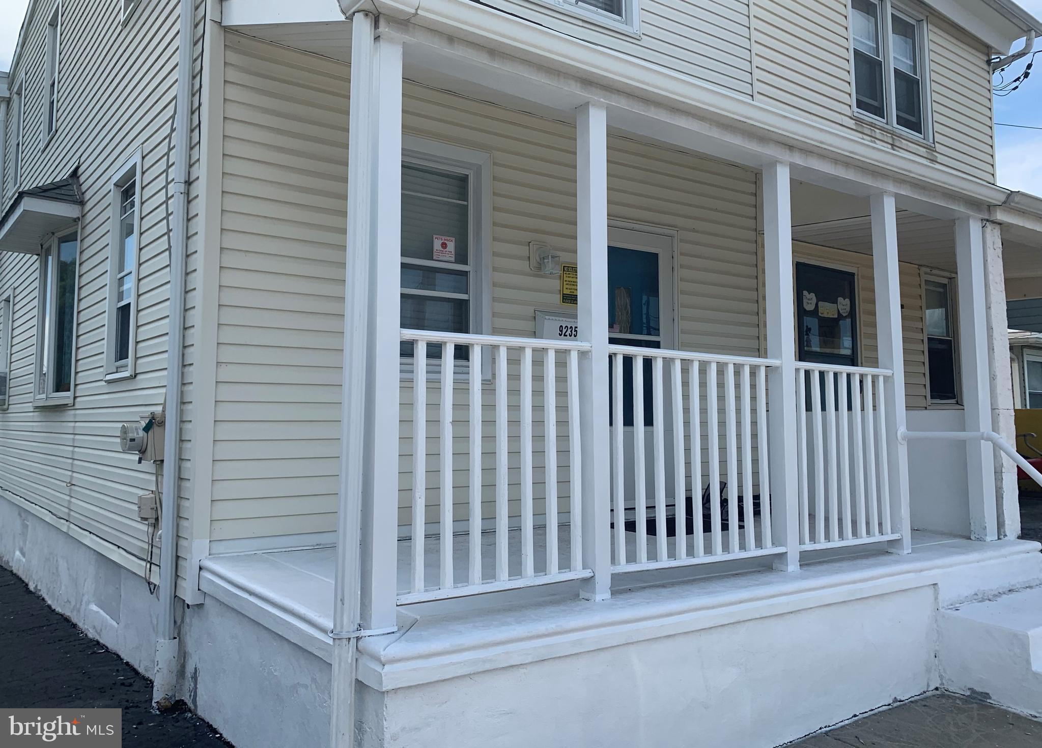 ACADEMY GARDENS - Residential