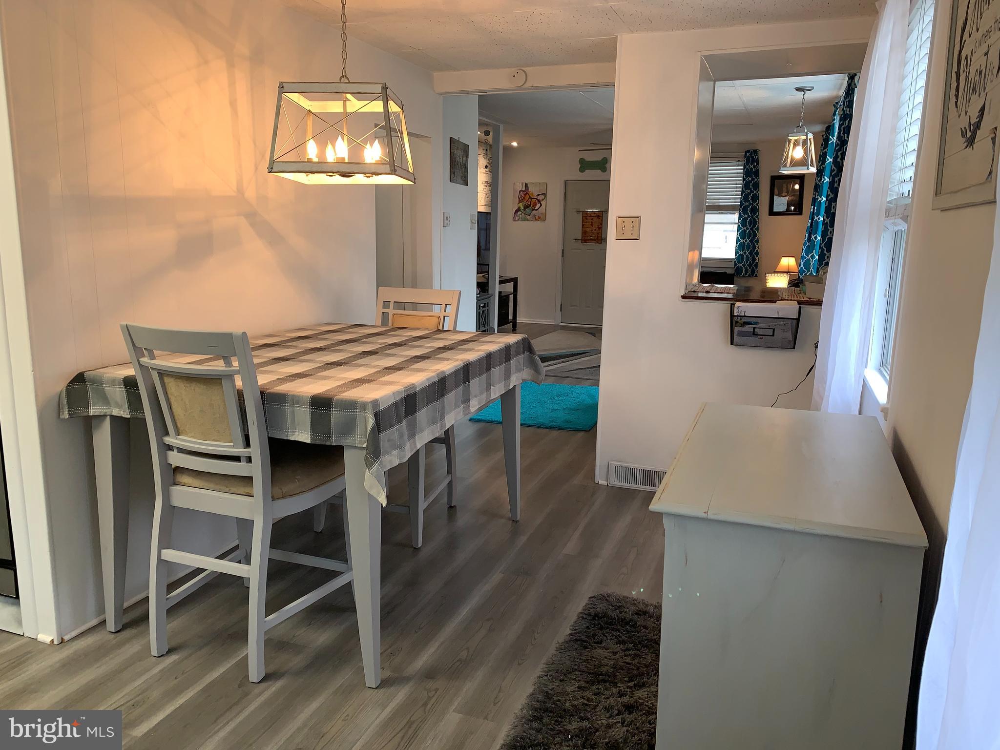 ACADEMY GARDENS - Residential