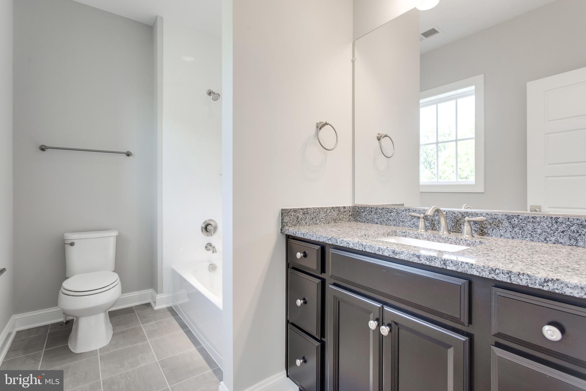 PIMMIT HILLS - Residential