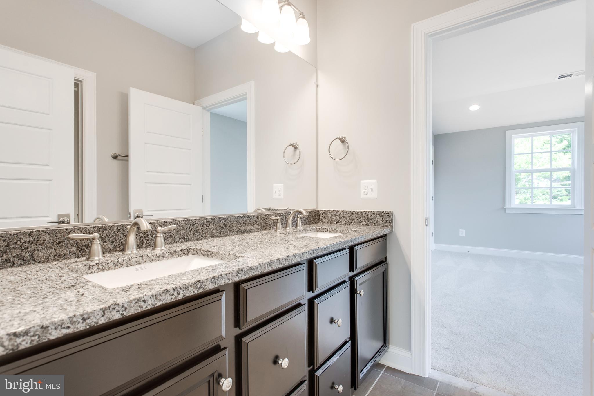 PIMMIT HILLS - Residential