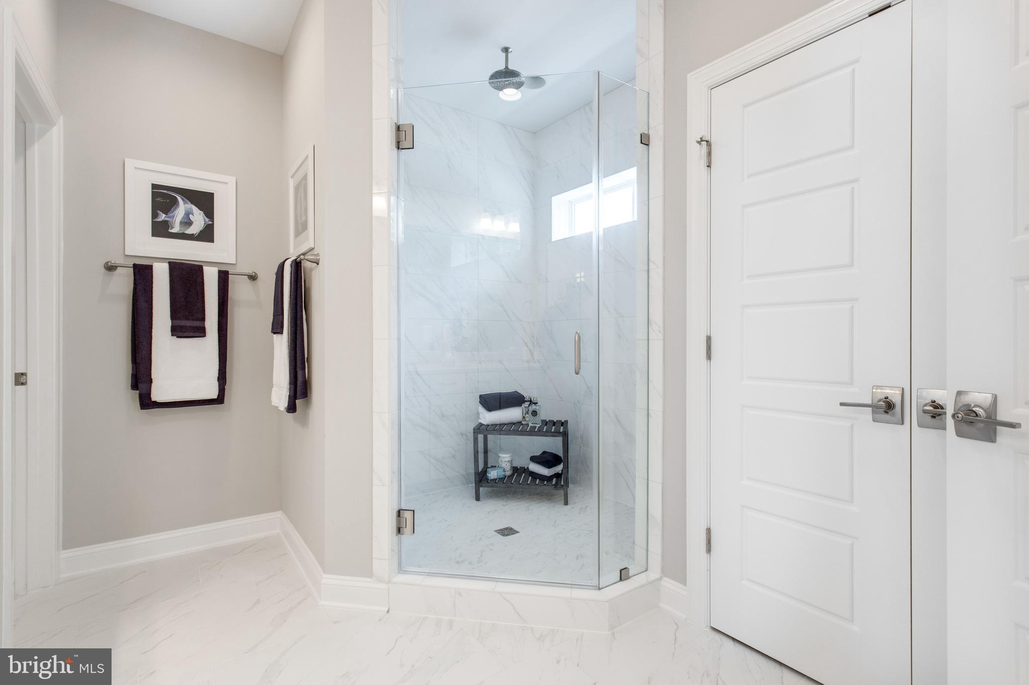 PIMMIT HILLS - Residential