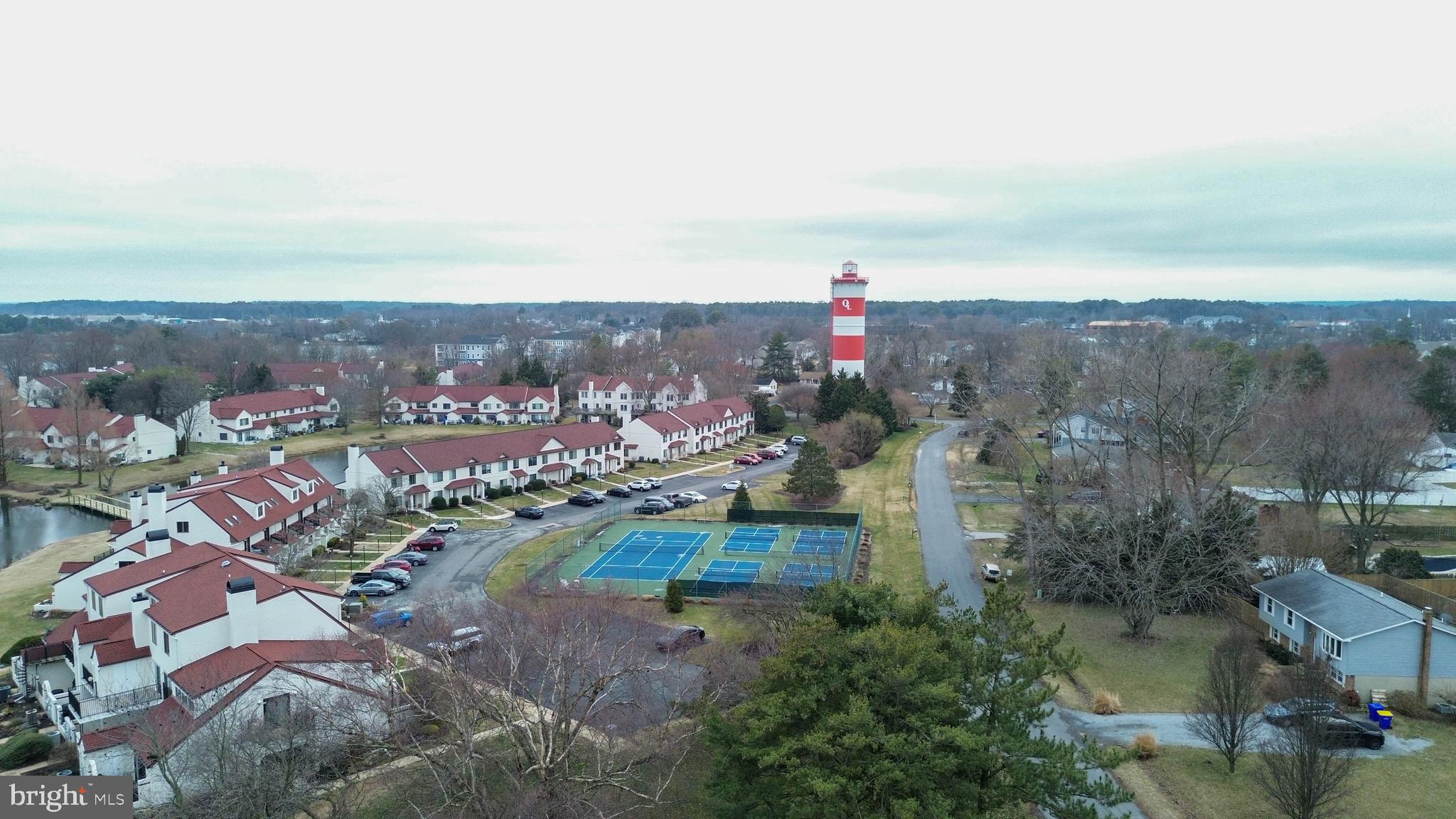 QUEENS LANDING - Residential