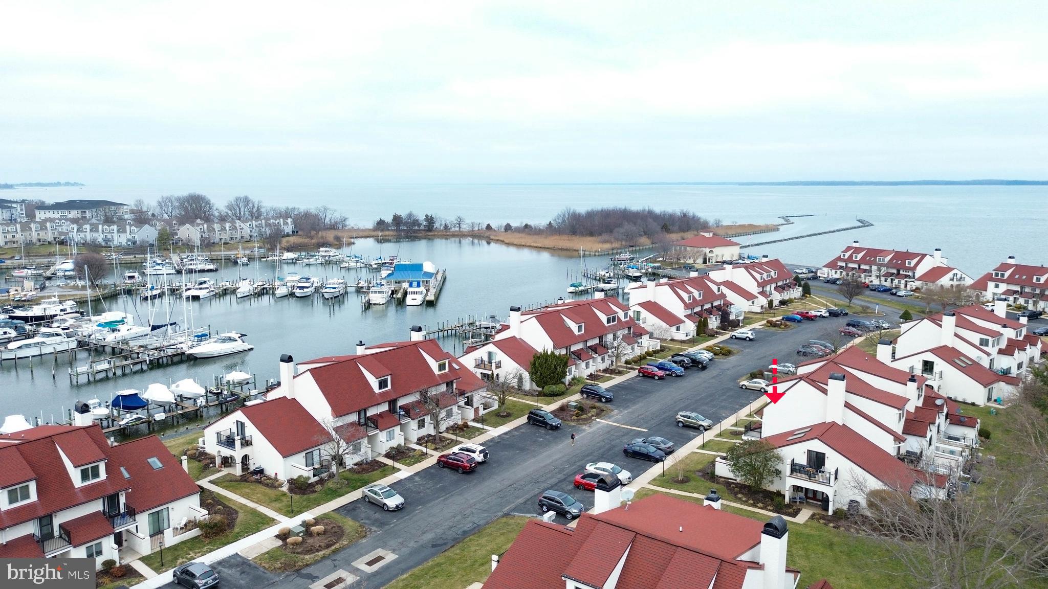 QUEENS LANDING - Residential