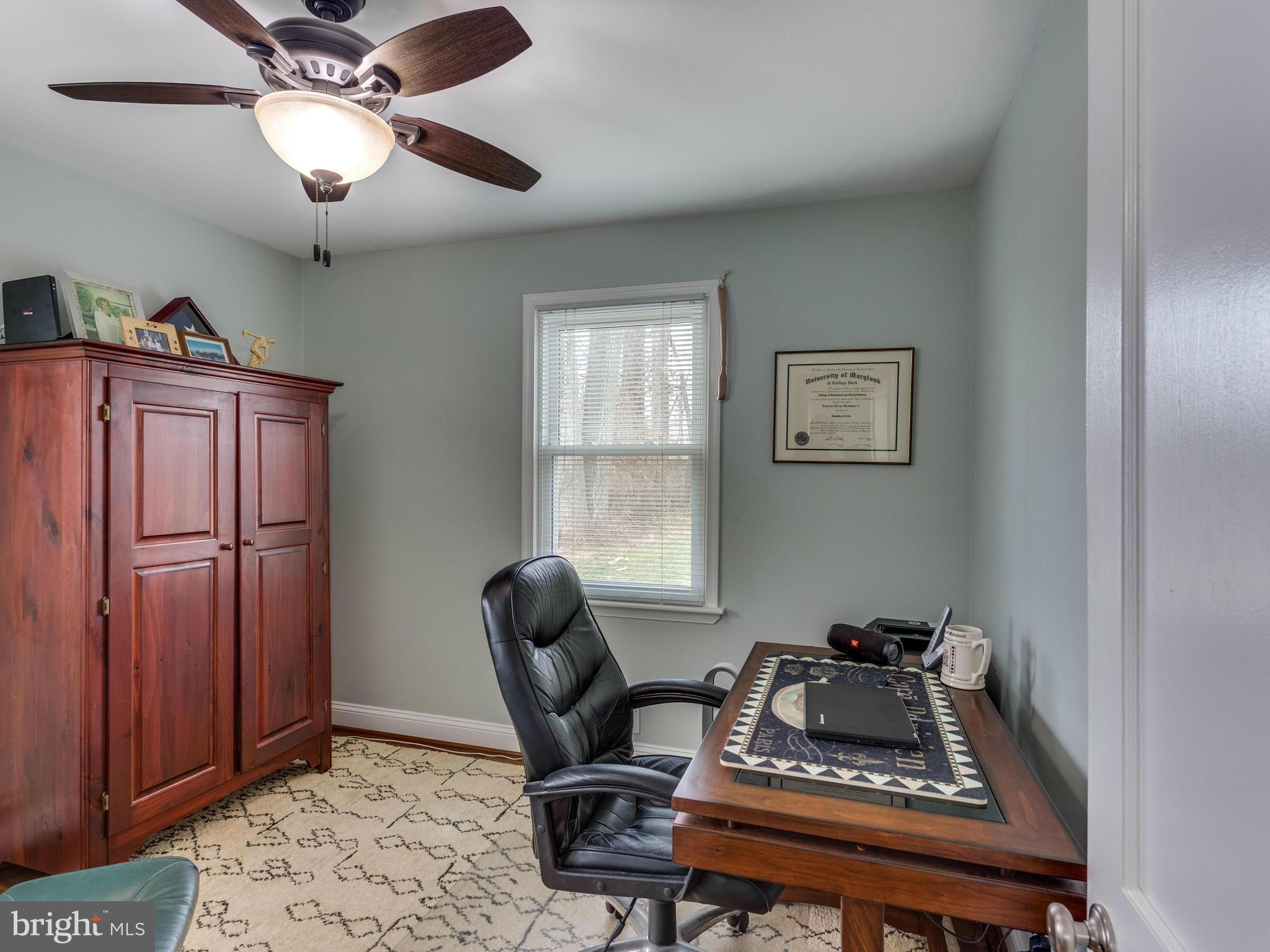 NORTH KENSINGTON - Residential