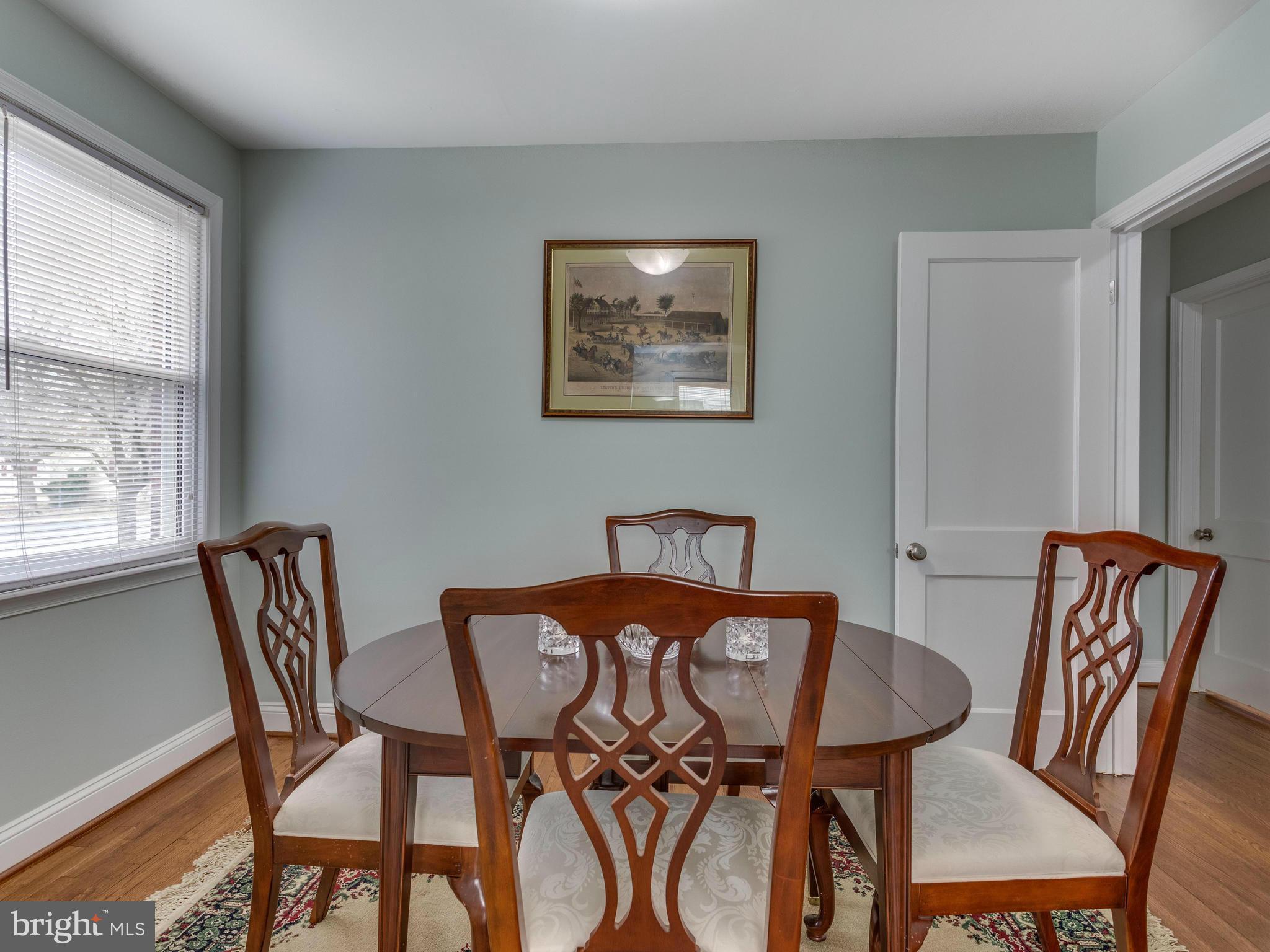 NORTH KENSINGTON - Residential