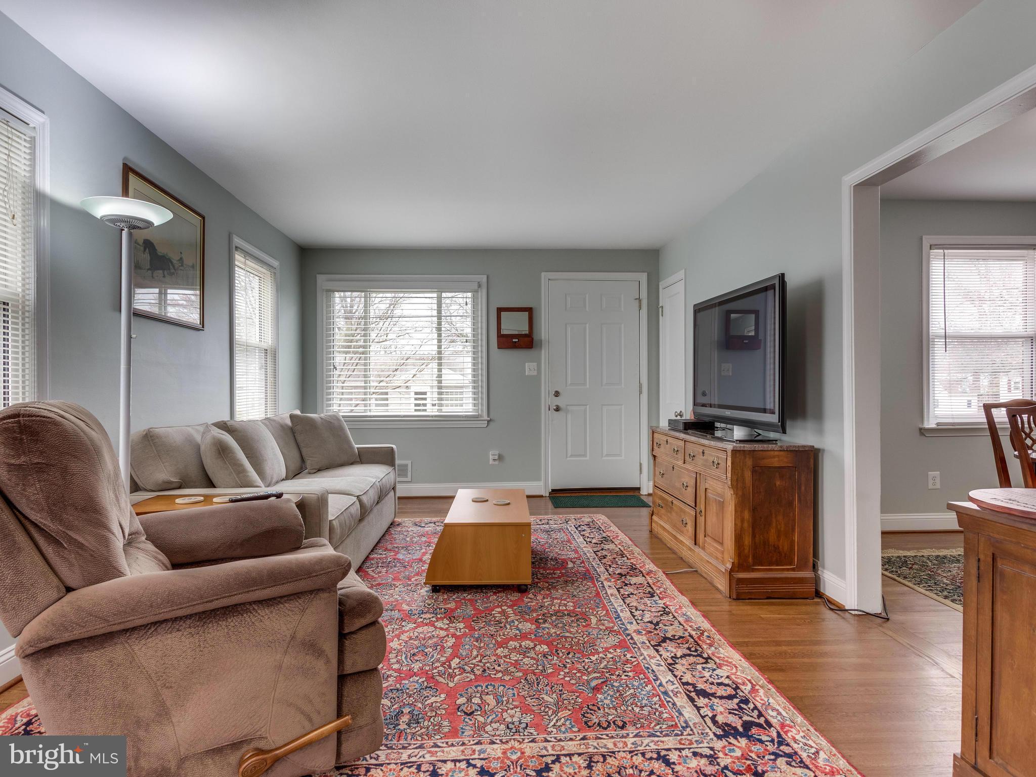 NORTH KENSINGTON - Residential