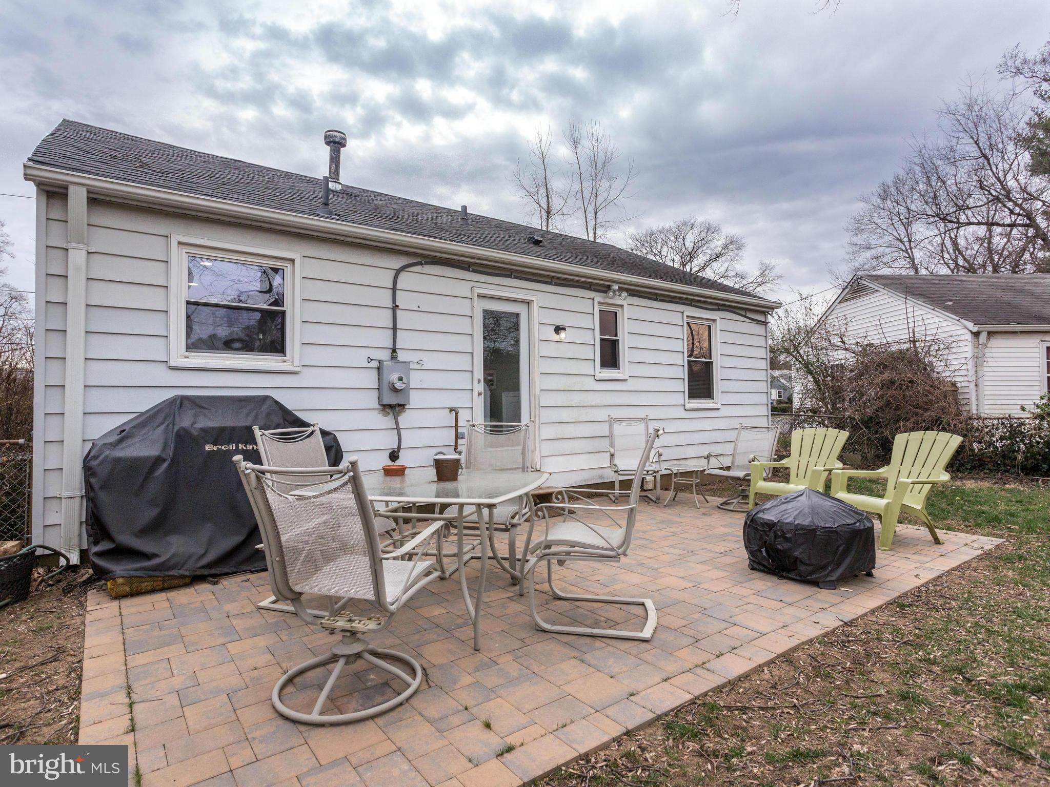 NORTH KENSINGTON - Residential