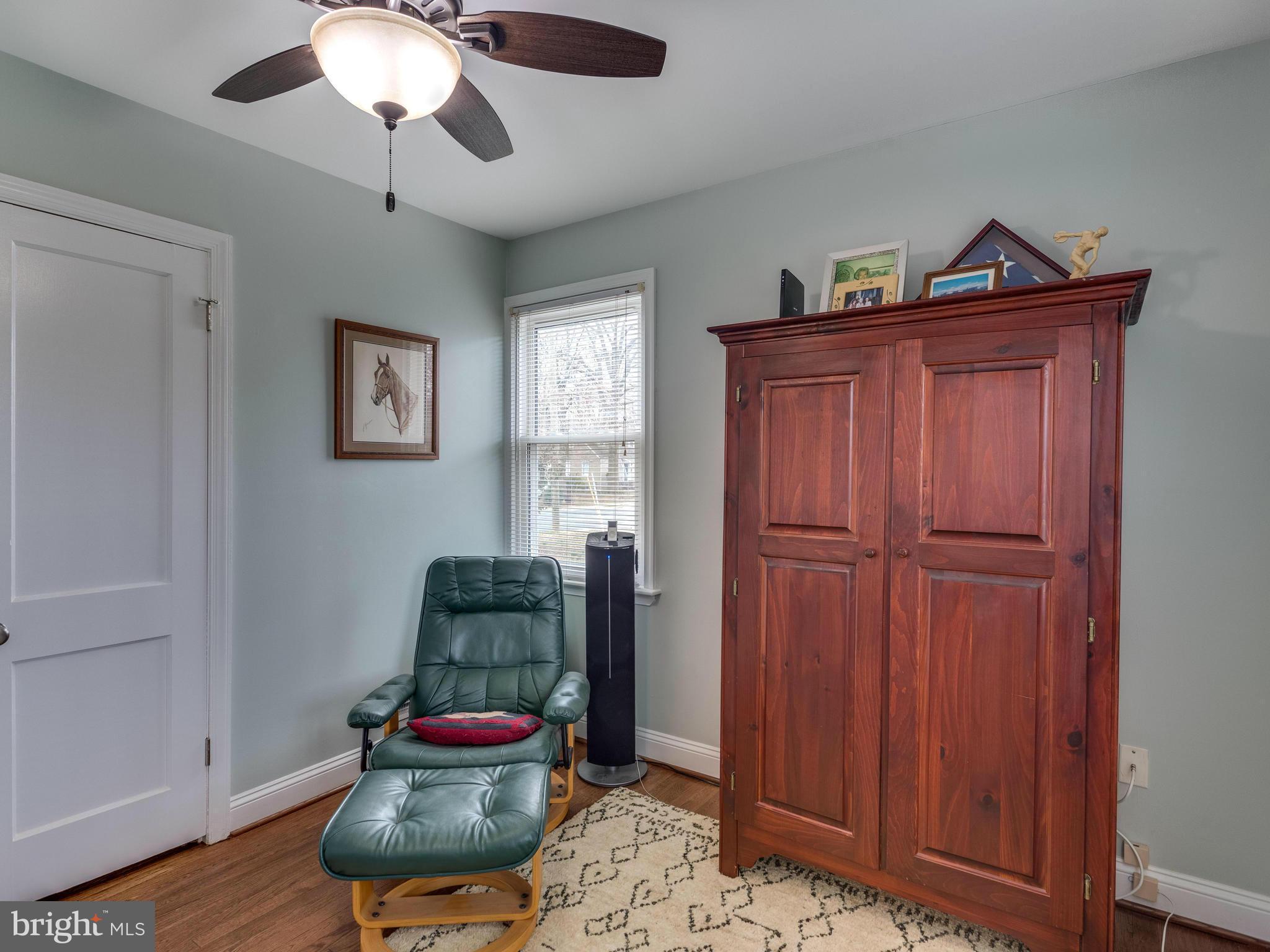 NORTH KENSINGTON - Residential