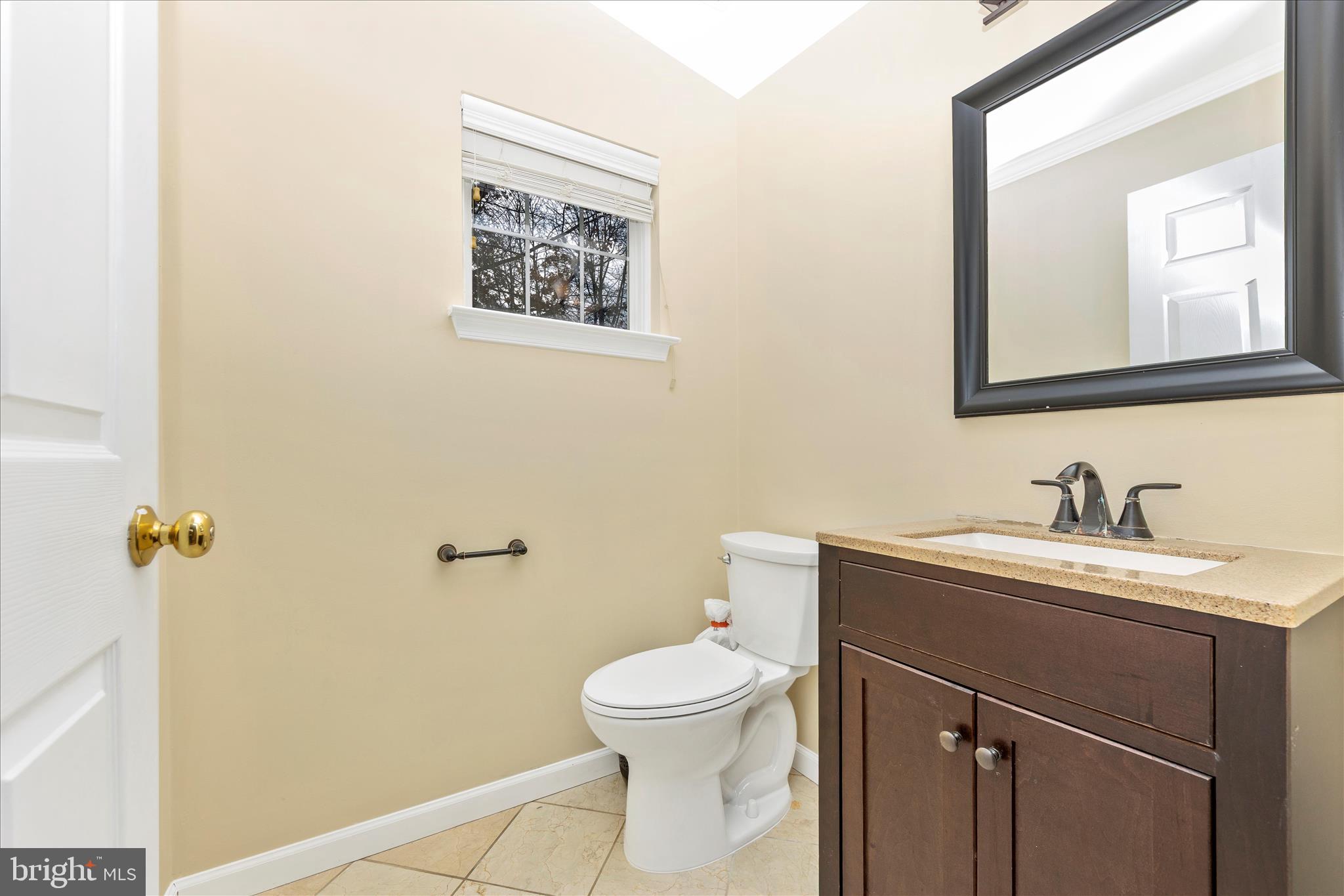 CLOVERLEAF CENTER - Residential