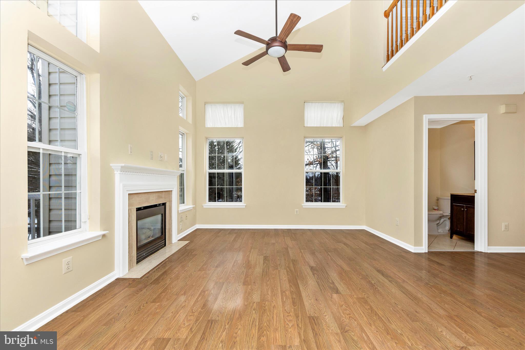 CLOVERLEAF CENTER - Residential