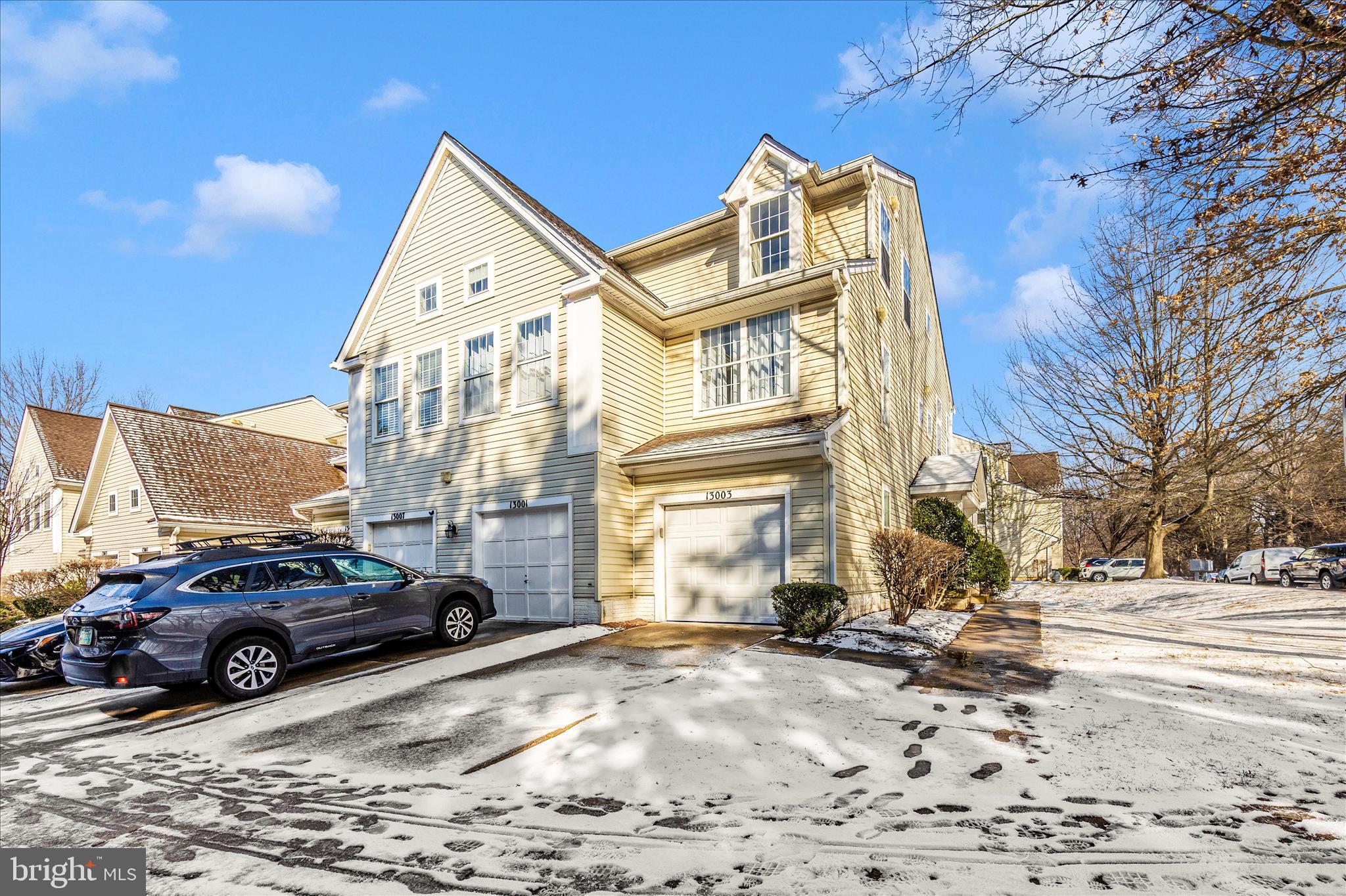 CLOVERLEAF CENTER - Residential