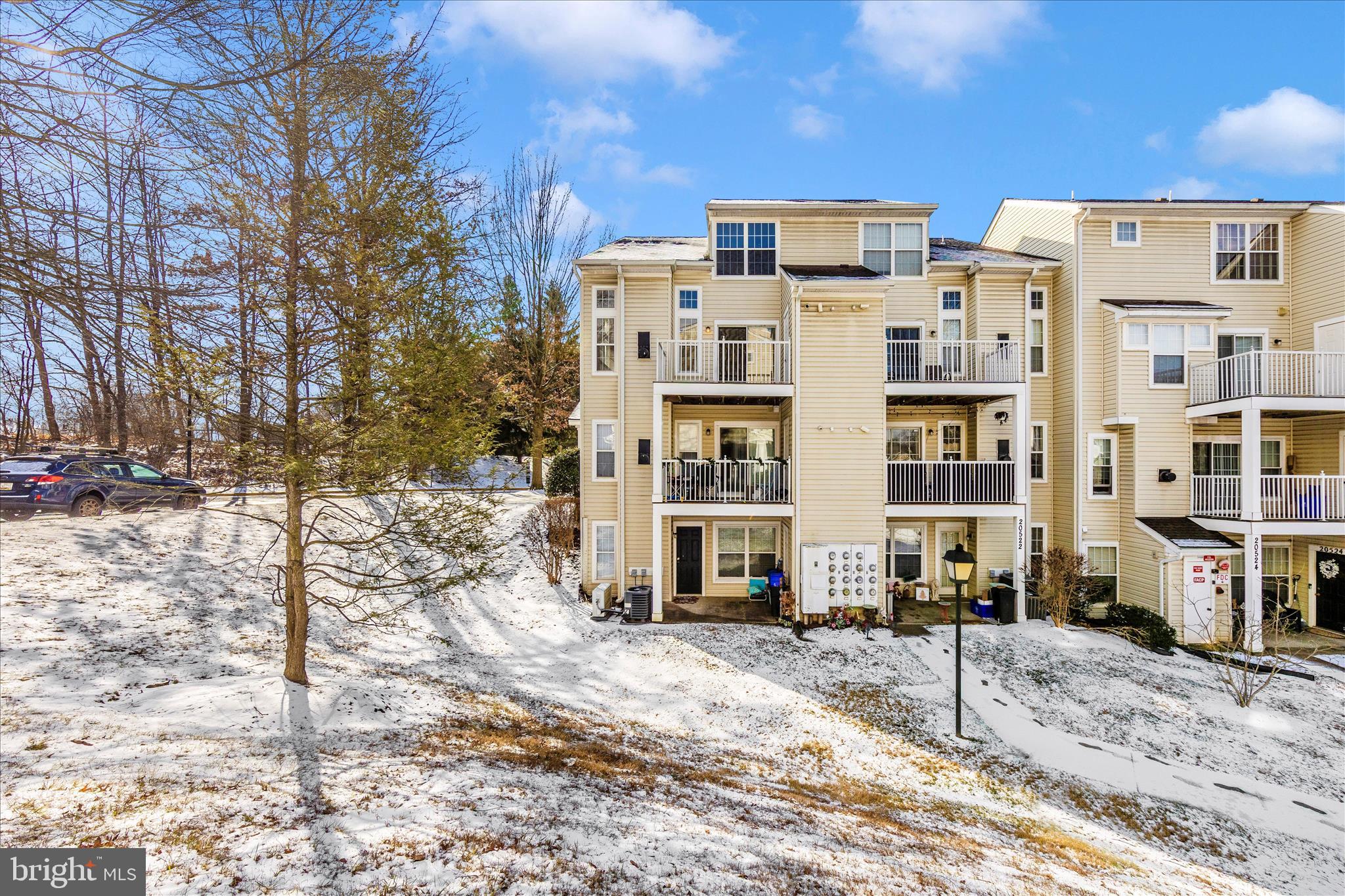 CLOVERLEAF CENTER - Residential