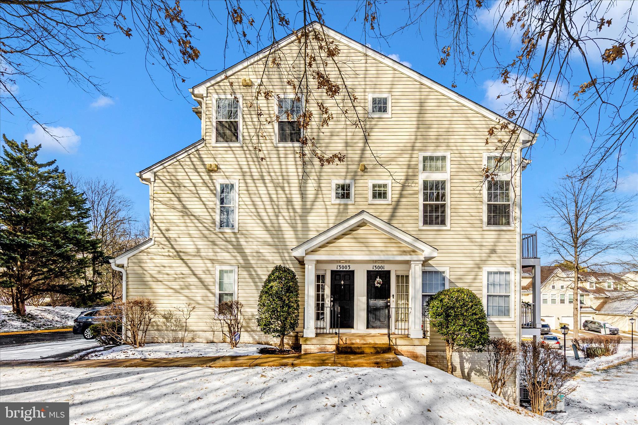 CLOVERLEAF CENTER - Residential