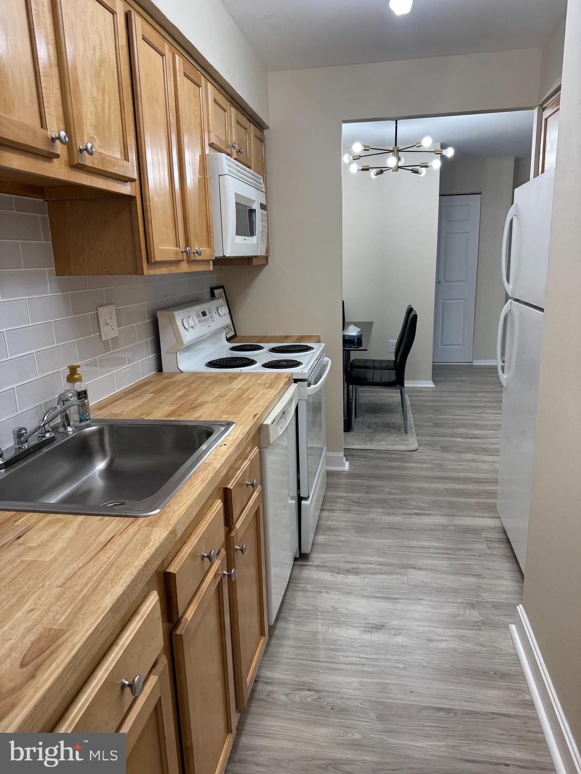 RHAWNHURST - Residential