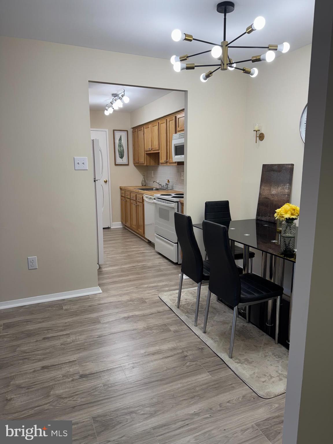 RHAWNHURST - Residential