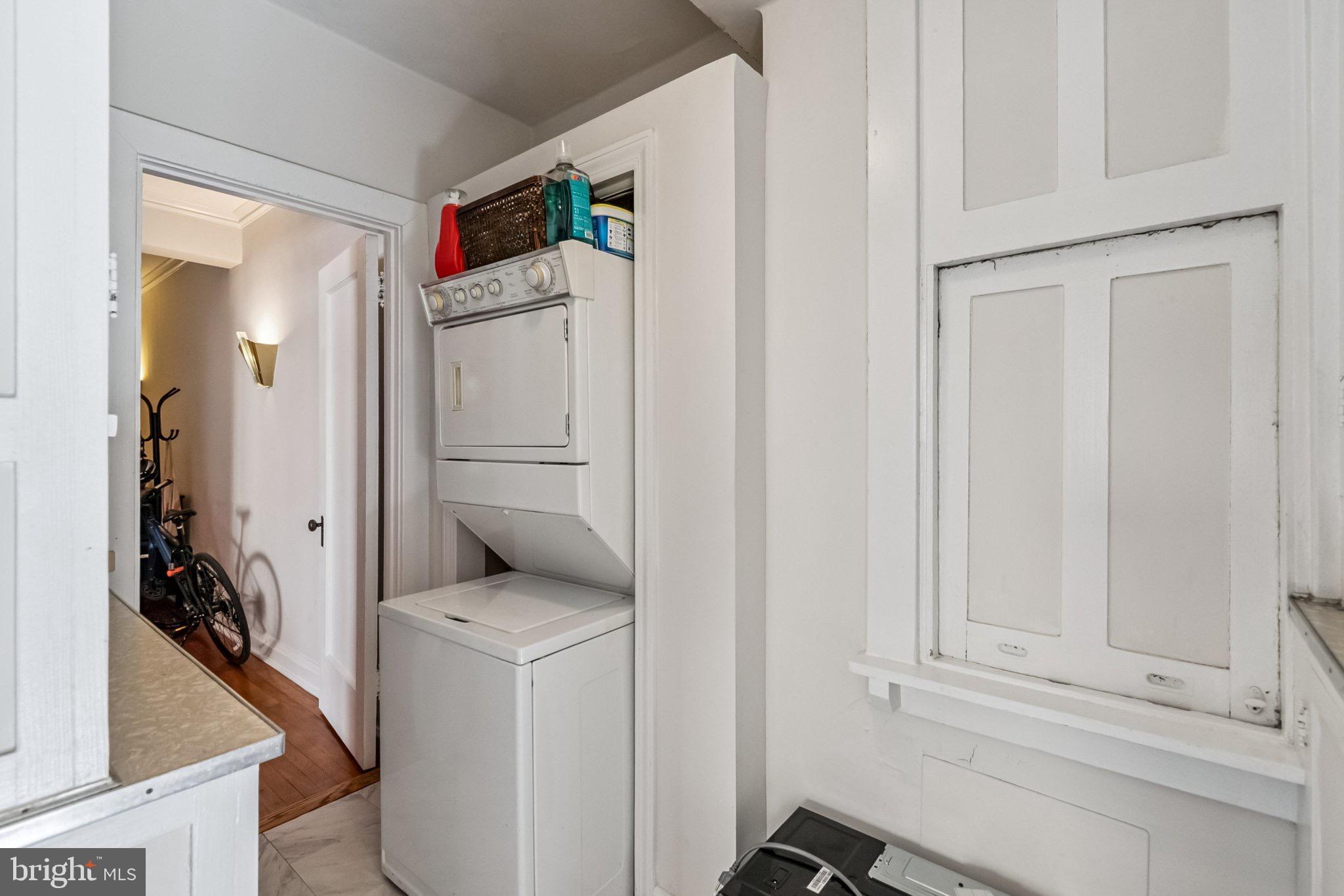 CHARLES VILLAGE - Residential