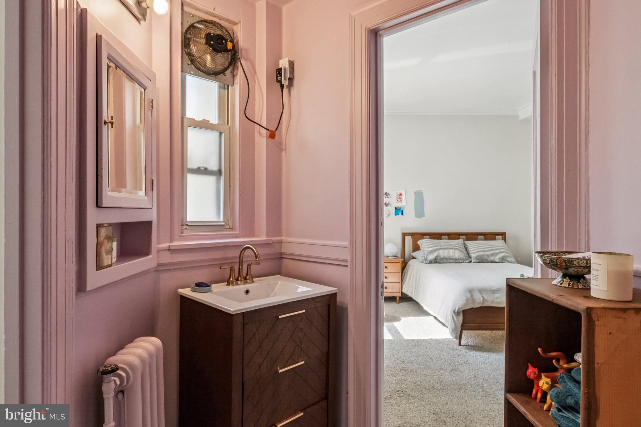 CHARLES VILLAGE - Residential