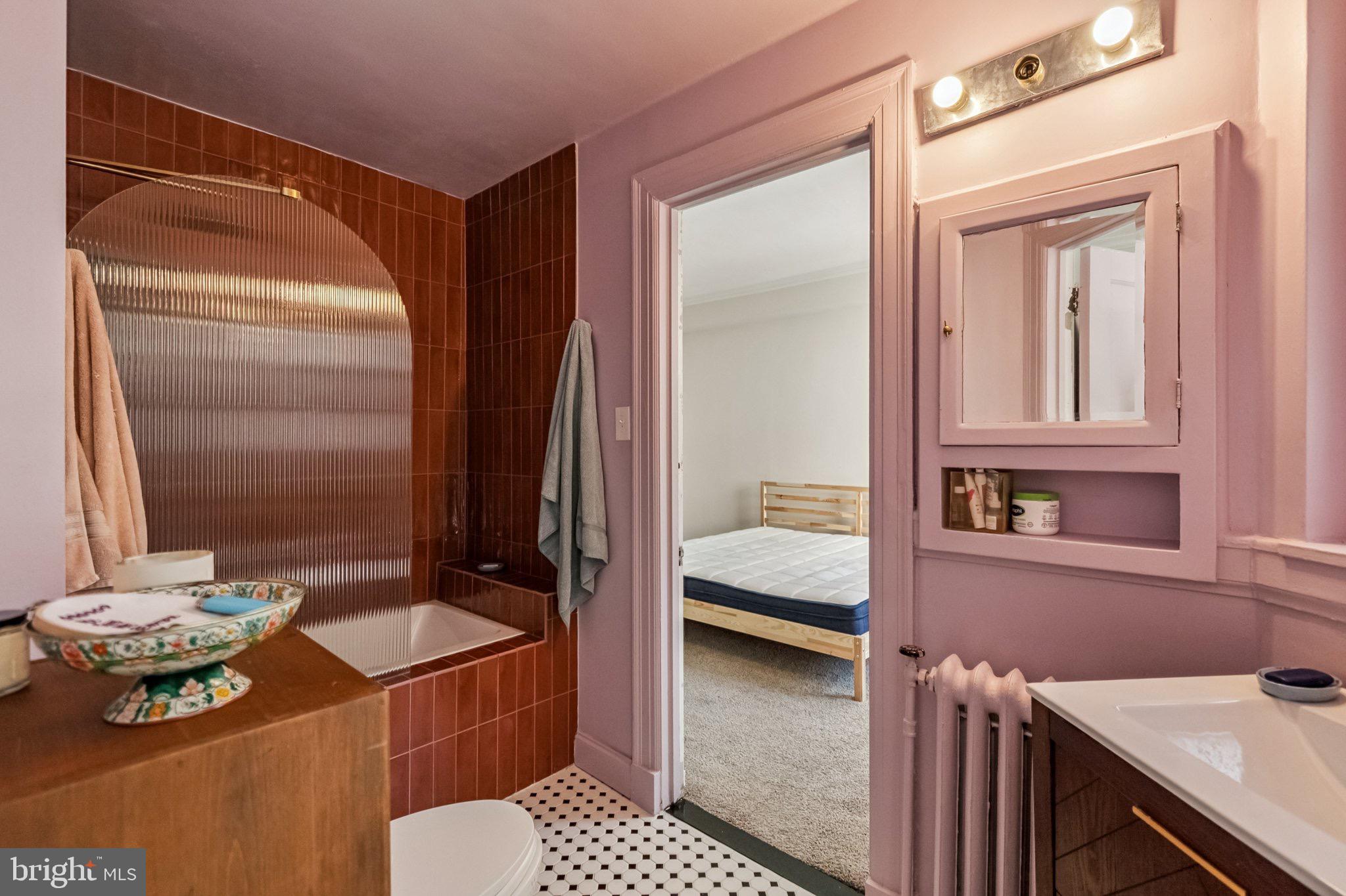 CHARLES VILLAGE - Residential