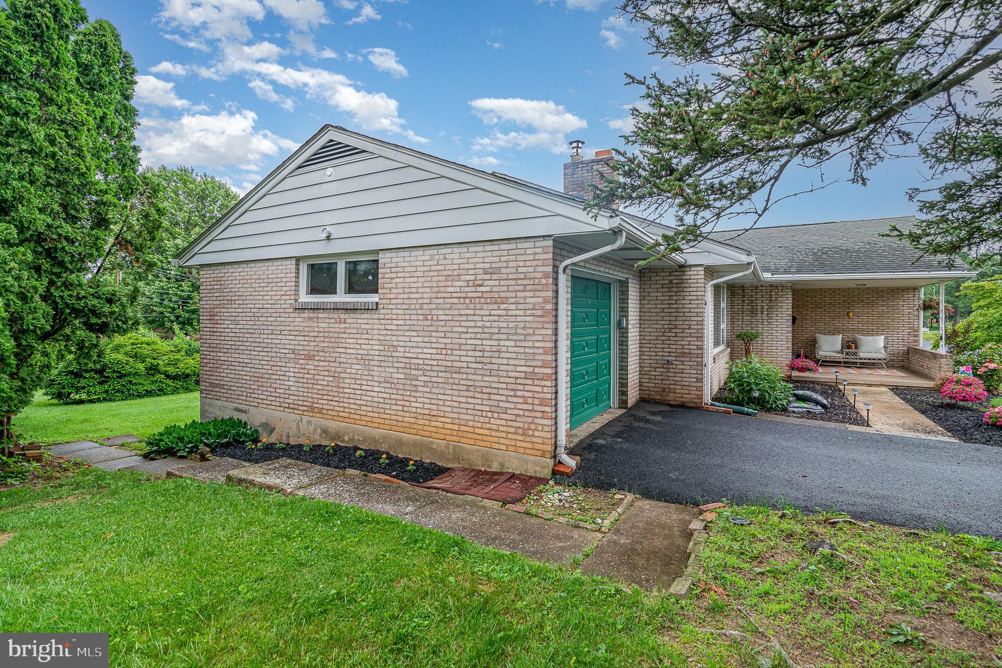 DREXEL HILLS - Residential Lease