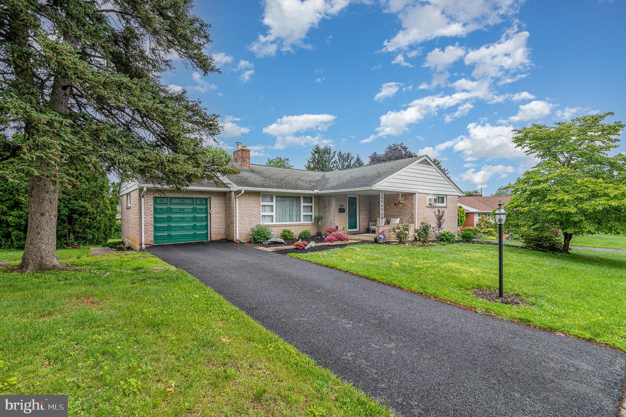 DREXEL HILLS - Residential Lease