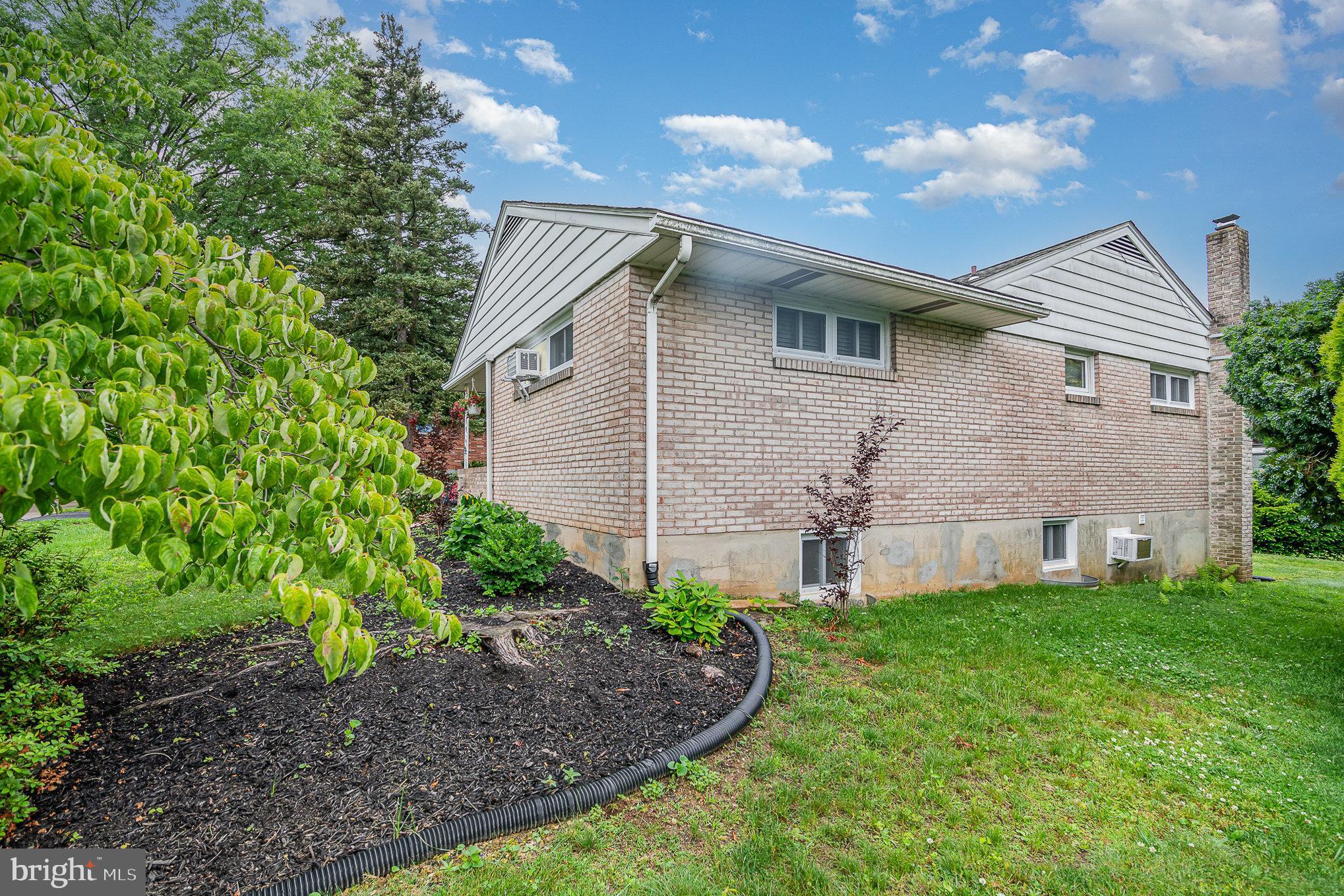 DREXEL HILLS - Residential Lease