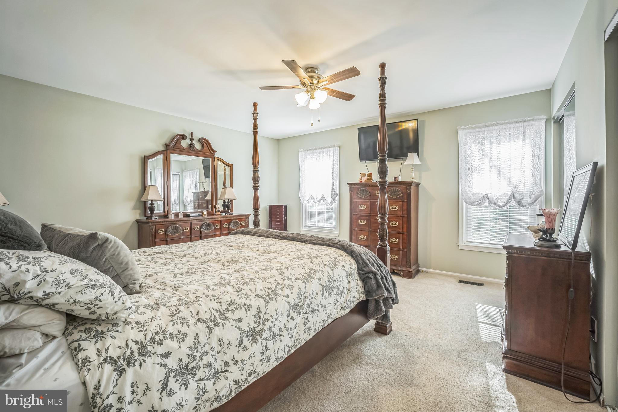 PROMONTORY OAKS - Residential