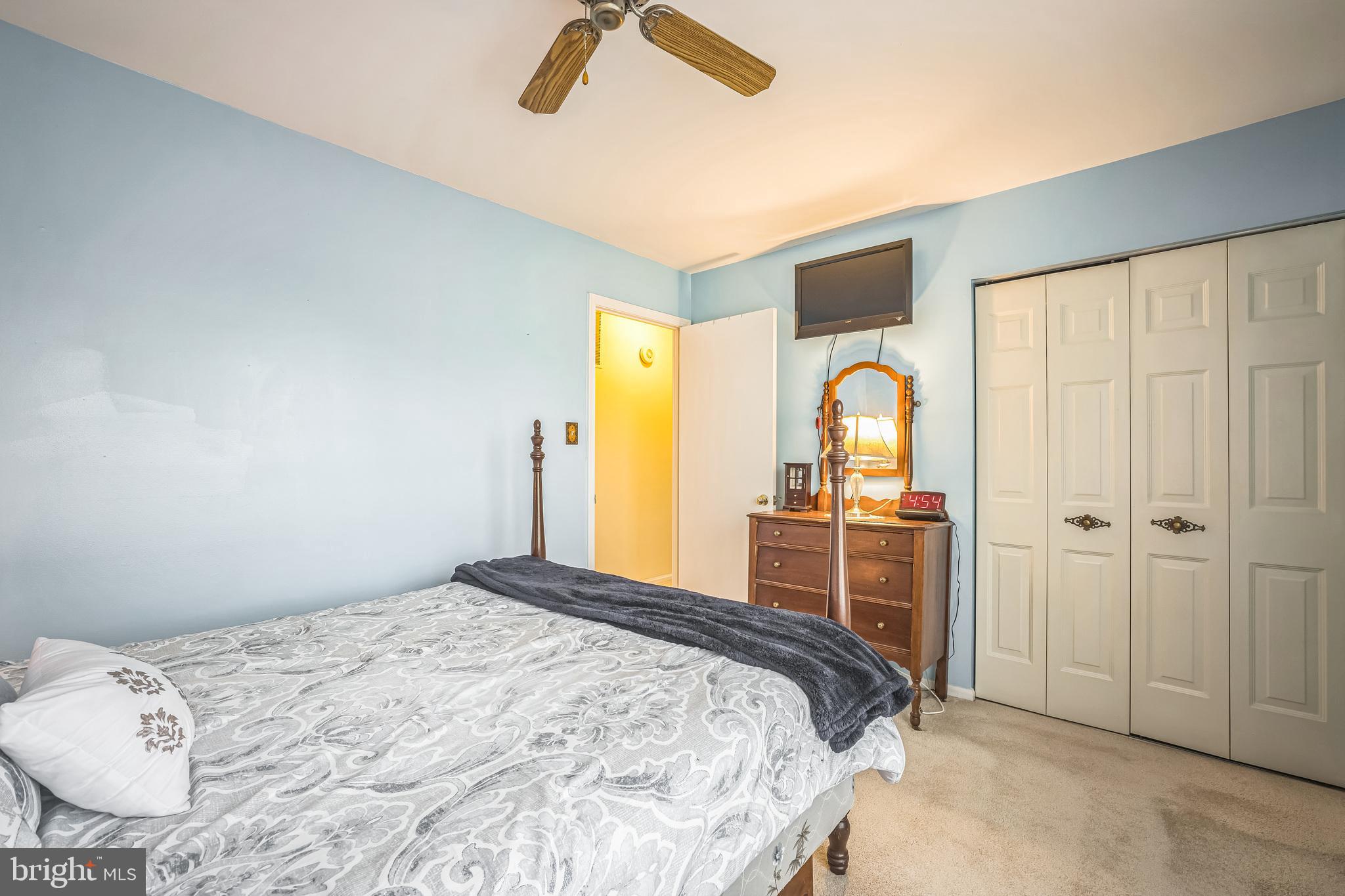 PROMONTORY OAKS - Residential