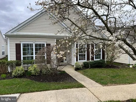 673 Bluebird Drive, Monroe Township, NJ MLS: NJMX2008432