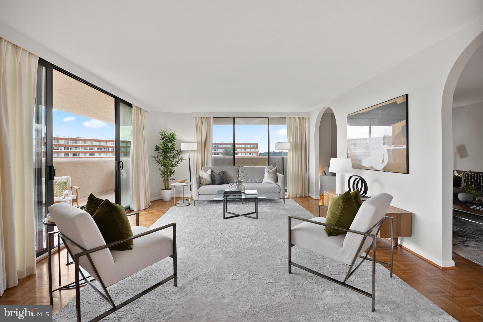 ARLINGTON RIDGE - Residential